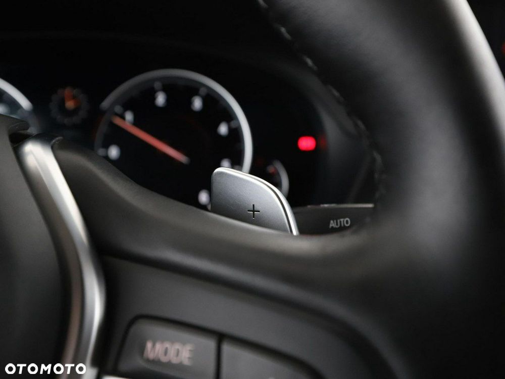 BMW X4 xDrive25d xLine - 33