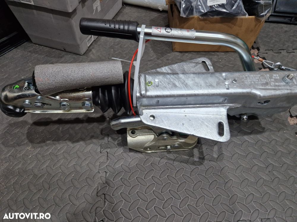 ALKO 251S, Dispozitiv inertial de franare MODELUL NOU 2700 kg - 3