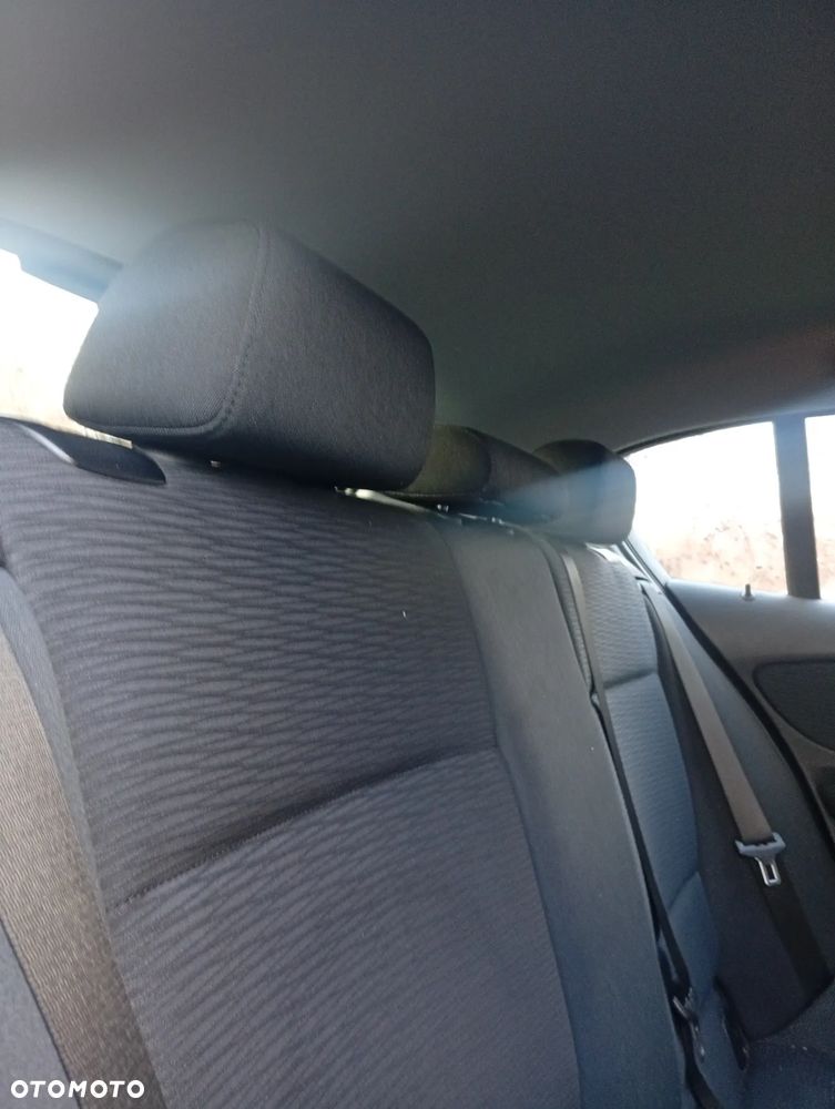 BMW Seria 1 116d DPF Edition Sport - 15