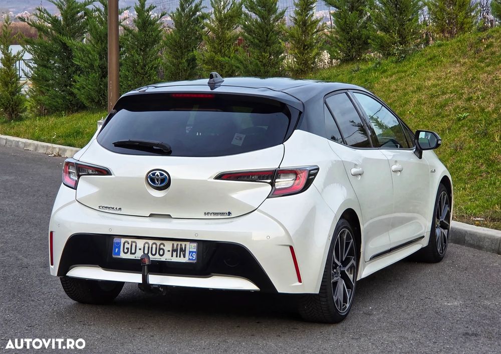 Toyota Corolla 1.8 Hybrid Business Edition - 6