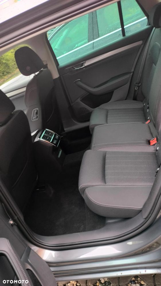 Skoda Superb 2.0 TSI Style DSG - 10