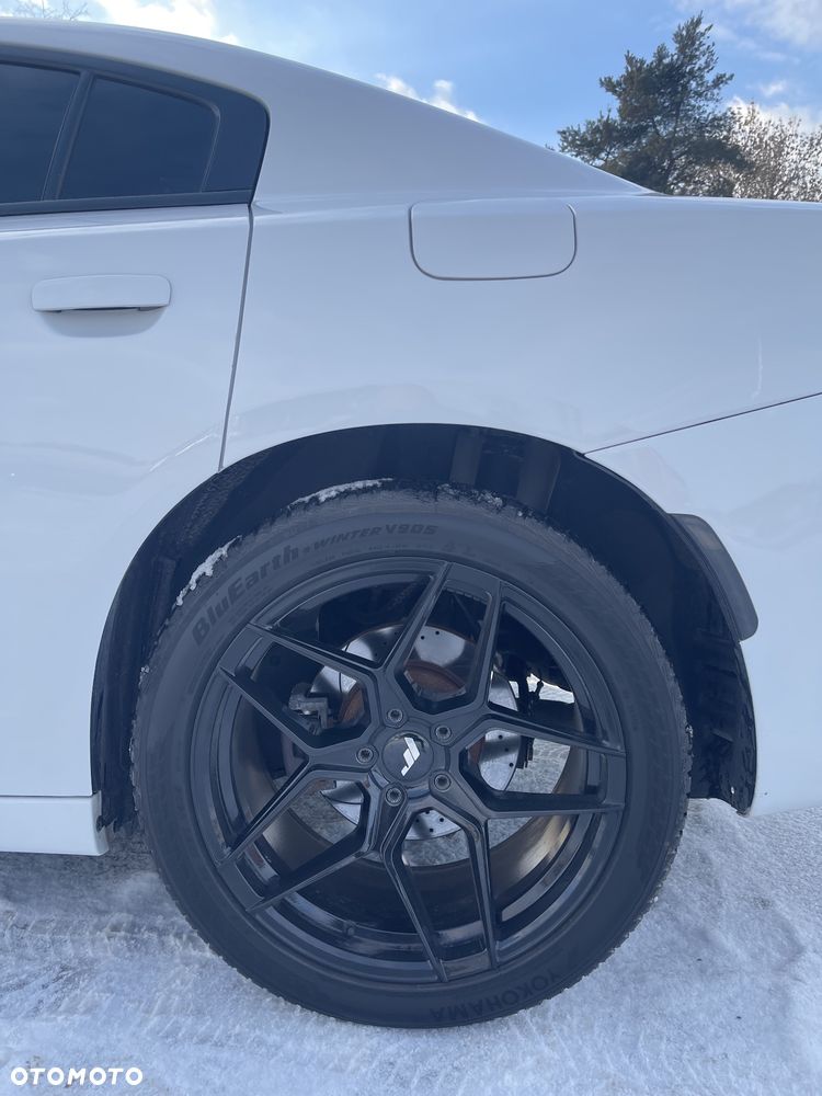 Dodge Charger 5.7 R/T - 11