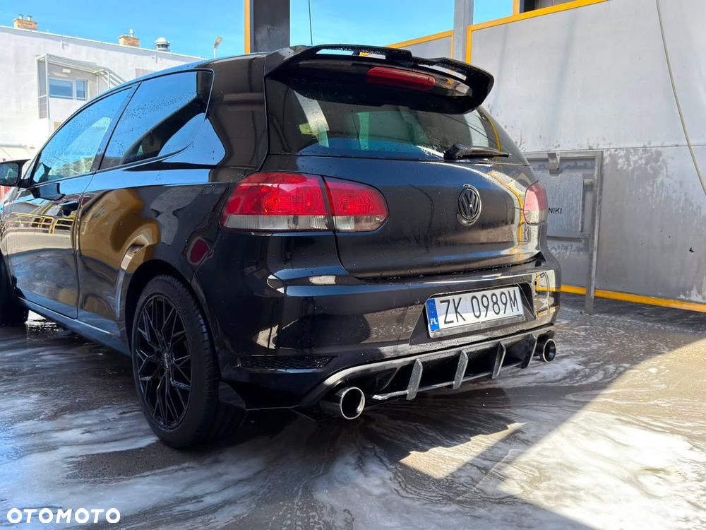 Volkswagen Golf - 2