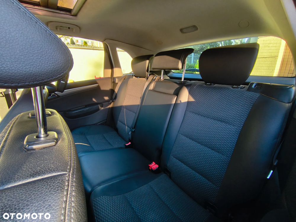 Mercedes-Benz Klasa B 160 BlueEFFICIENCY - 26