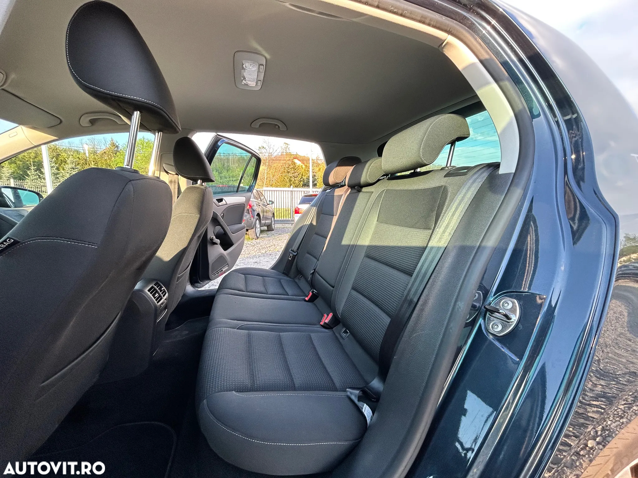 Volkswagen Golf 1.6 TDI DPF BMT Trendline - 17