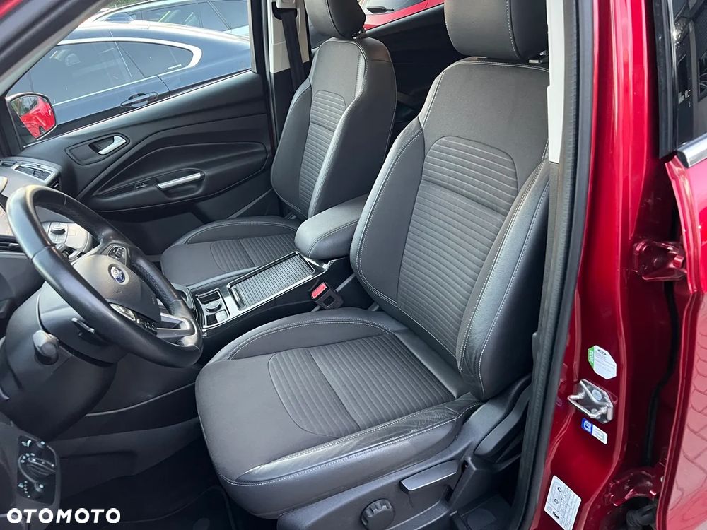 Ford Kuga 1.5 EcoBoost AWD Titanium ASS - 12
