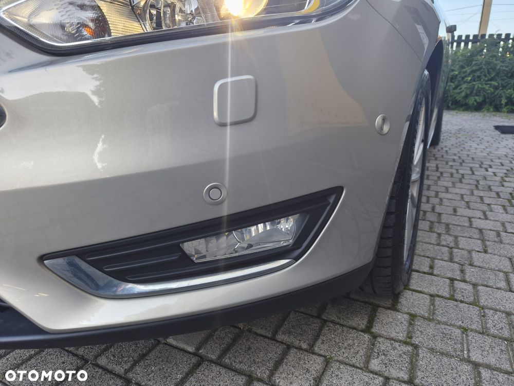 Ford Focus 1.5 EcoBoost Titanium ASS - 8