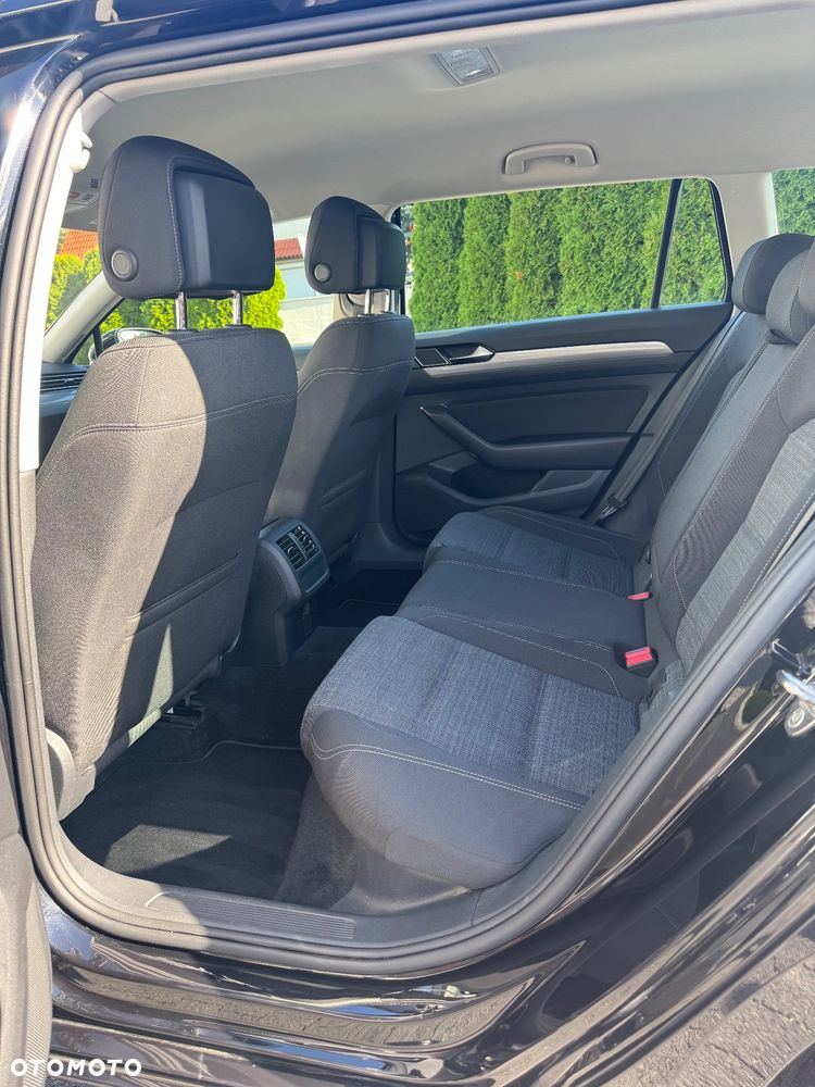Volkswagen Passat 2.0 TDI EVO Business DSG - 13