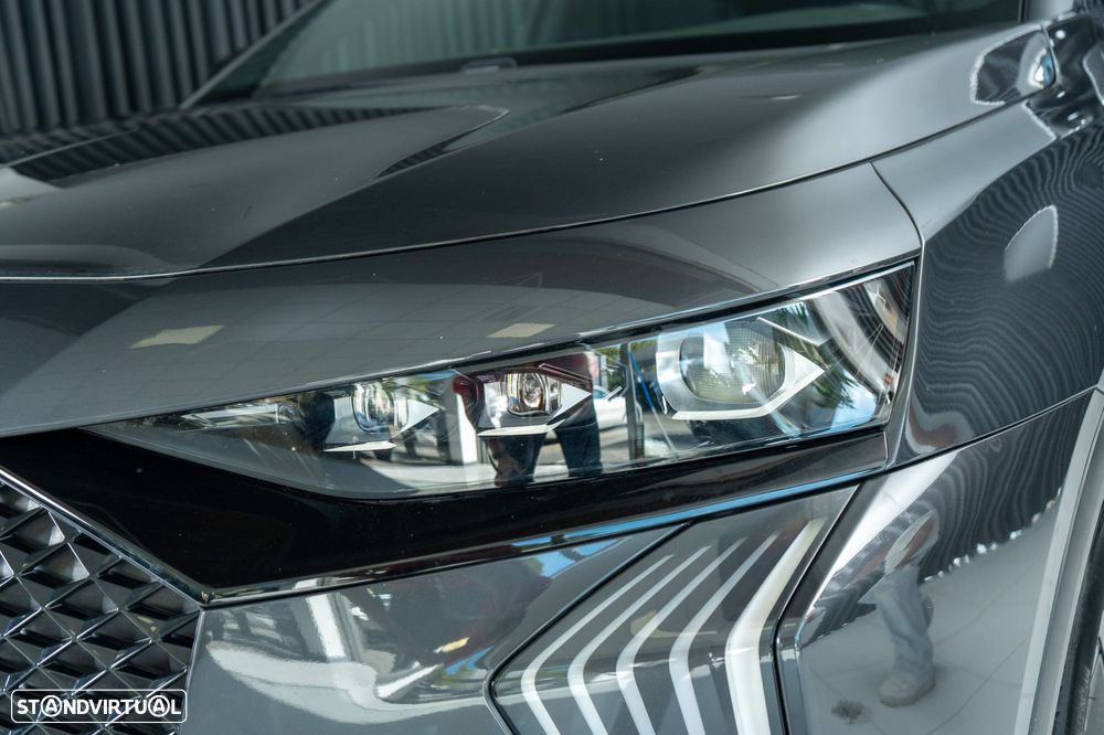 DS DS7 Crossback E-Tense Performance Line EAT8 - 16