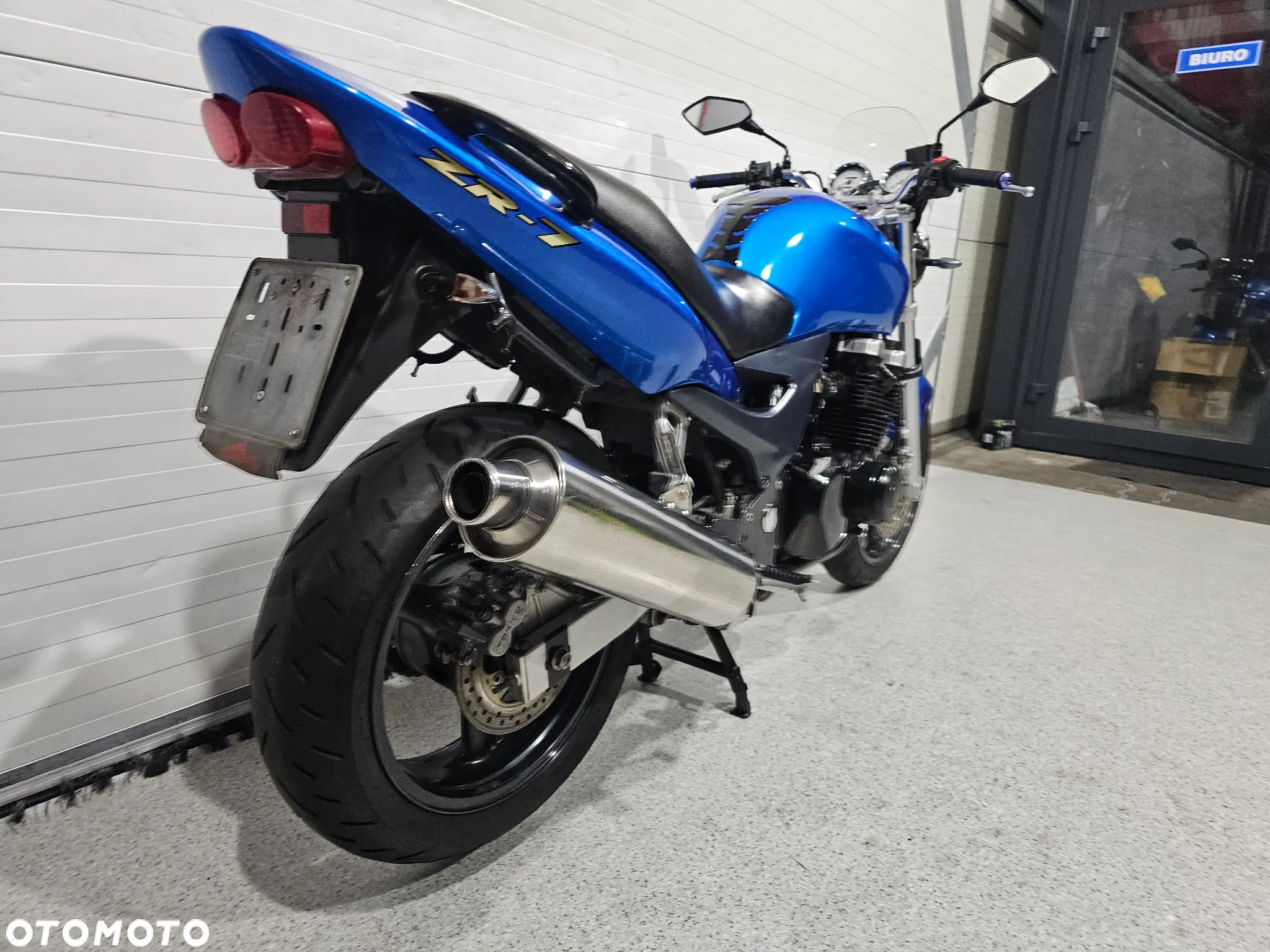 Kawasaki ZR - 17