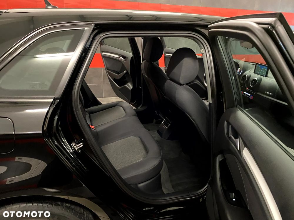 Audi A3 Sportback 1.6 TDI Sport - 25