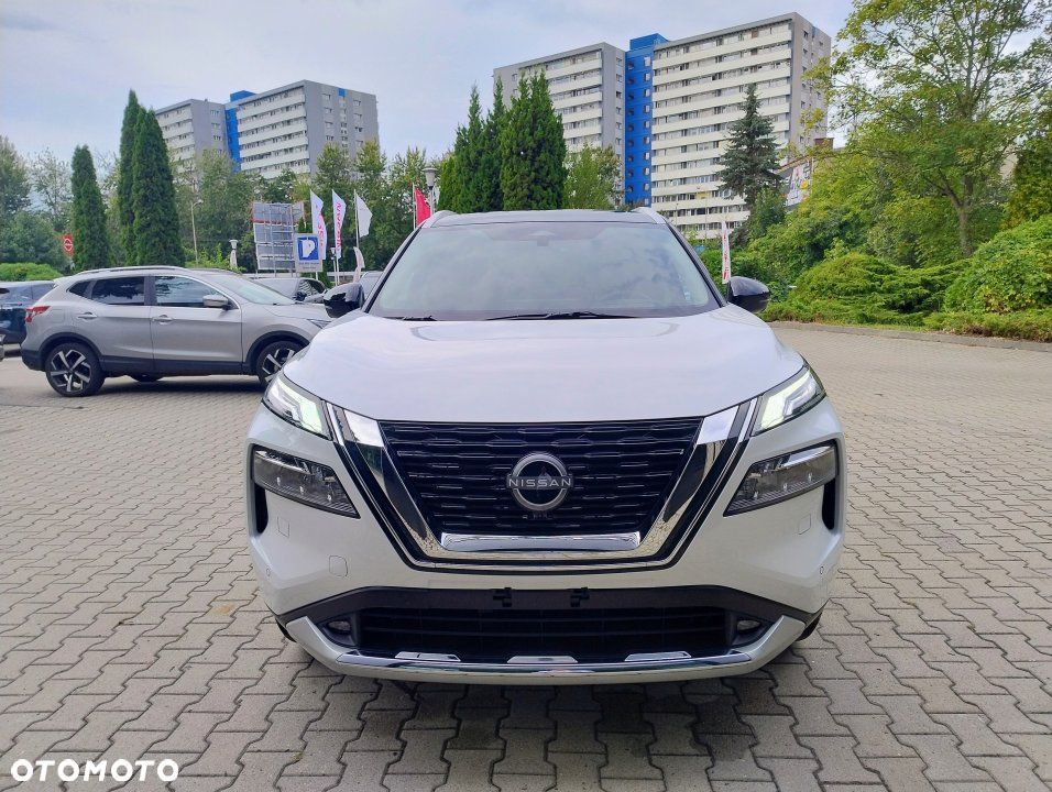 Nissan X-Trail - 2