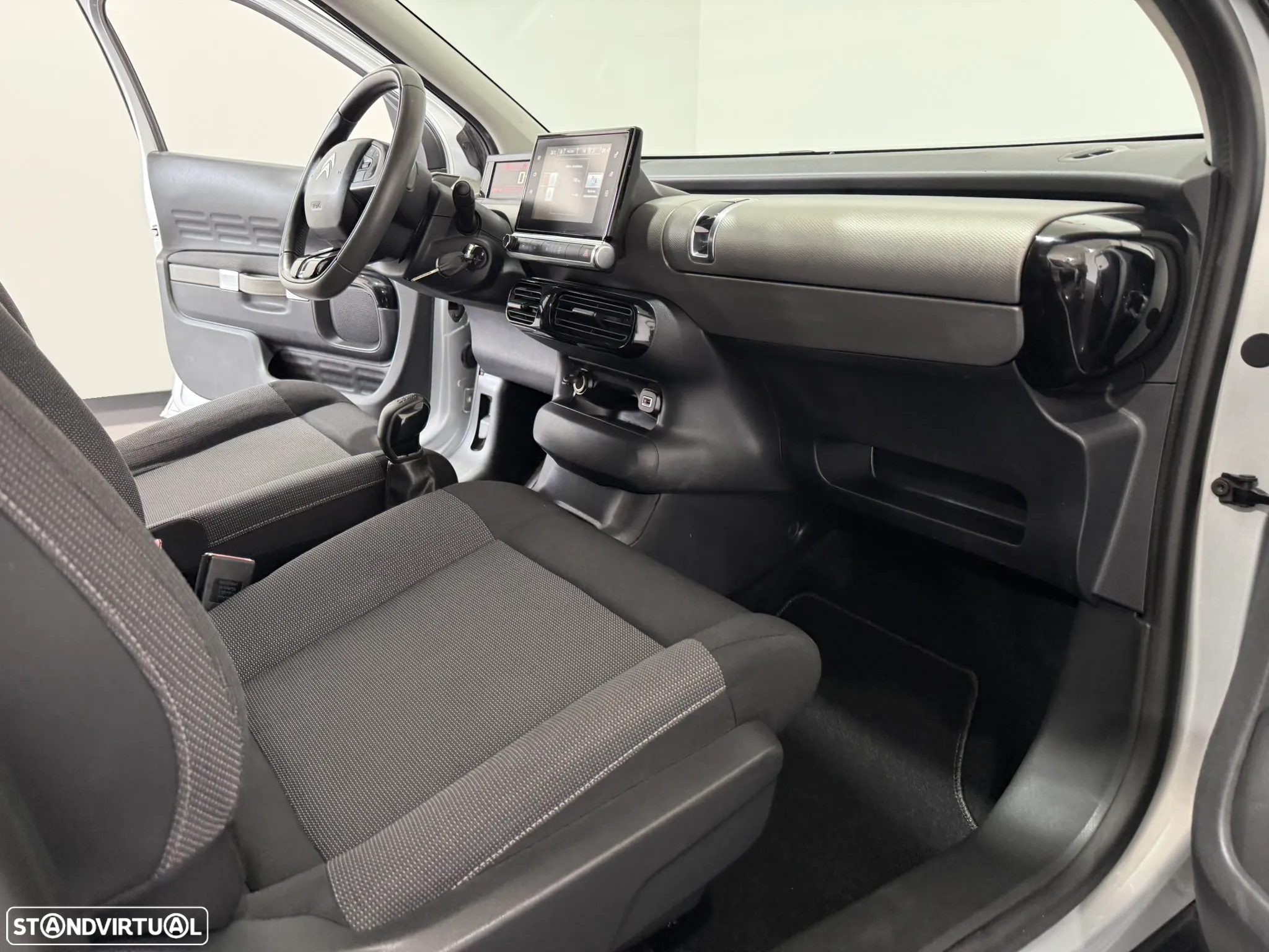 Citroën C4 Cactus 1.2 PureTech Shine - 33