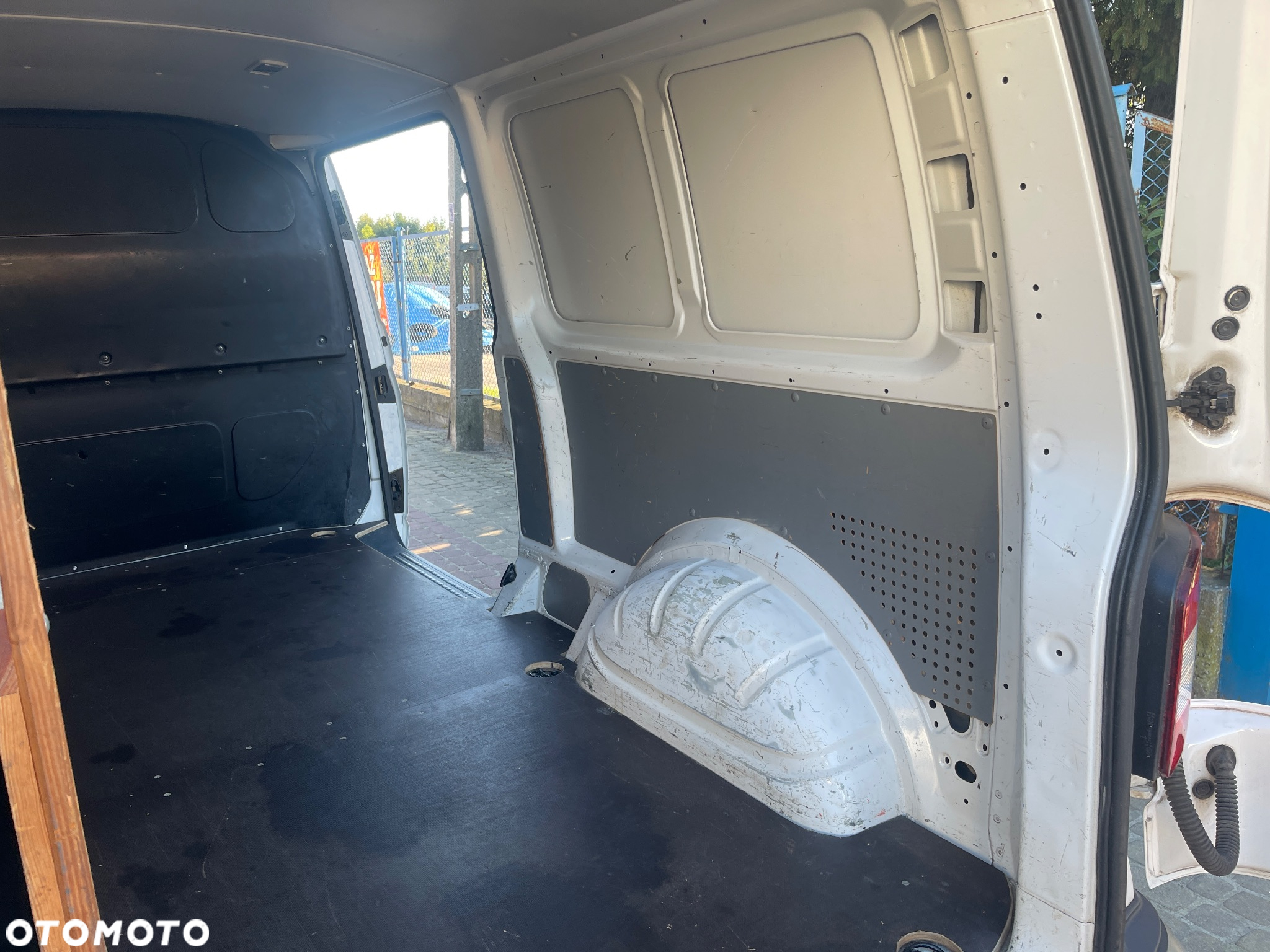 Volkswagen TRANSPORTER - 23
