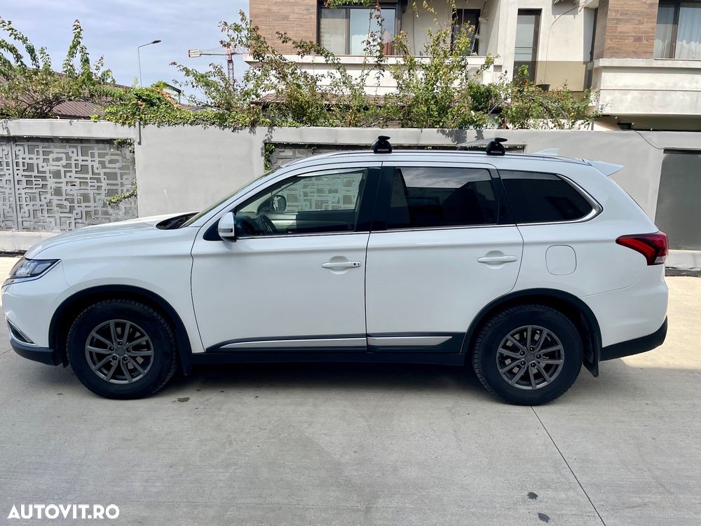 Mitsubishi Outlander 2.2 Litre DI-D AWD Instyle Aut. - 1