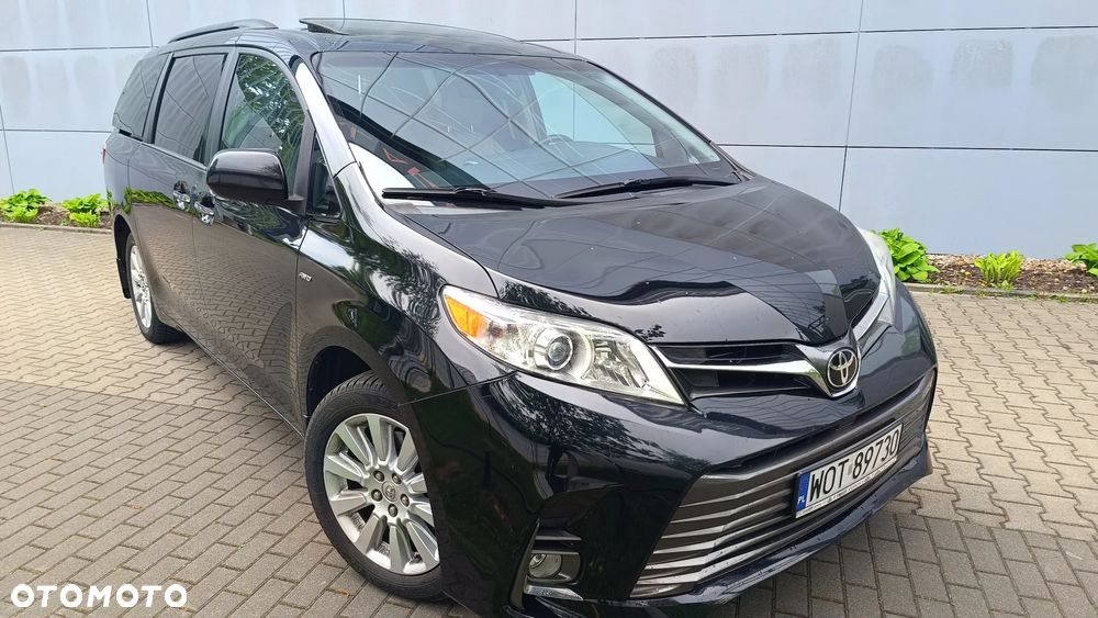 Toyota Sienna 3.5 V6 XLE AWD - 2