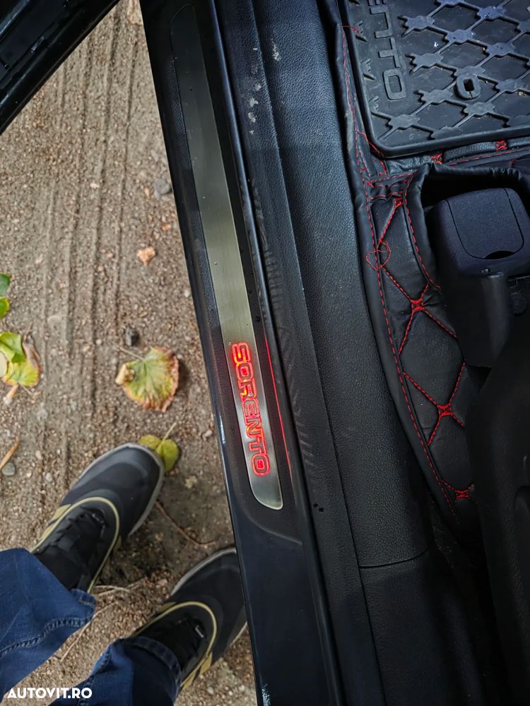 Kia Sorento 2.2 DSL 6AT 4x4 Cosmo - 40