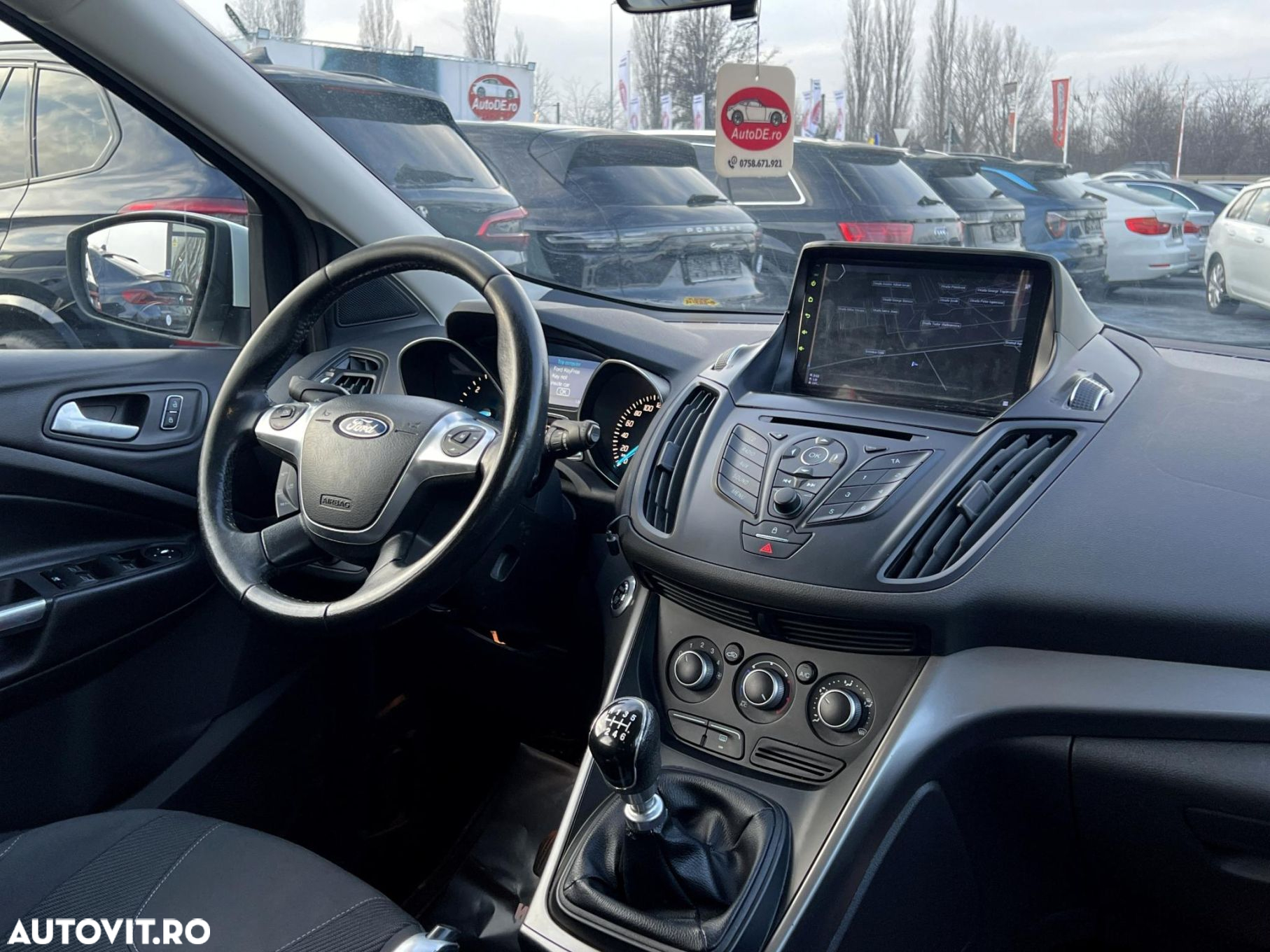 Ford Kuga - 9