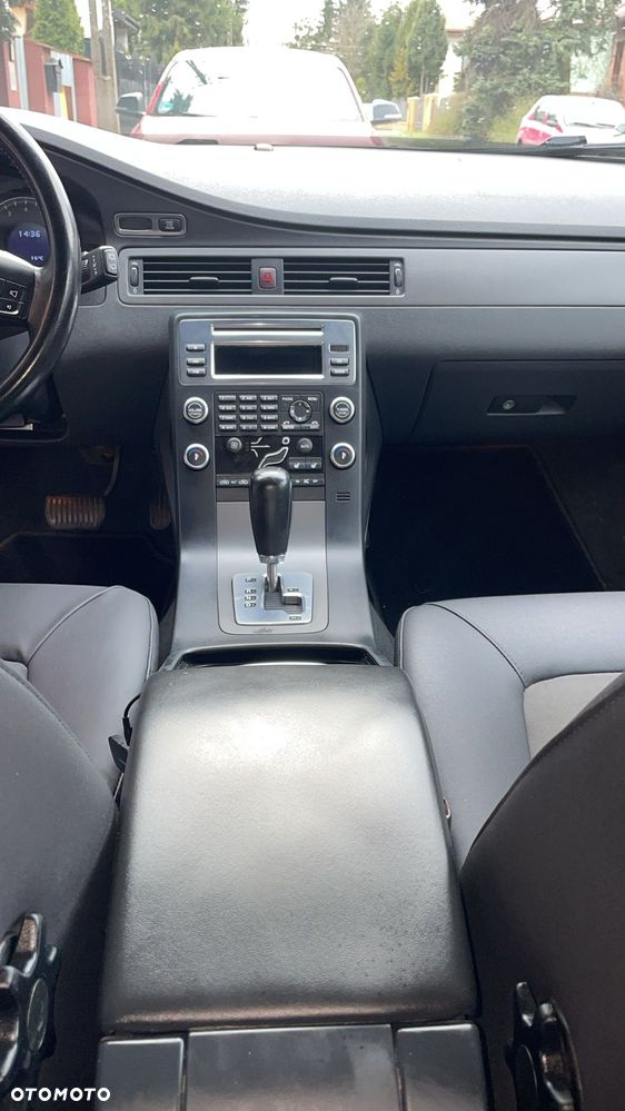 Volvo V70 - 10