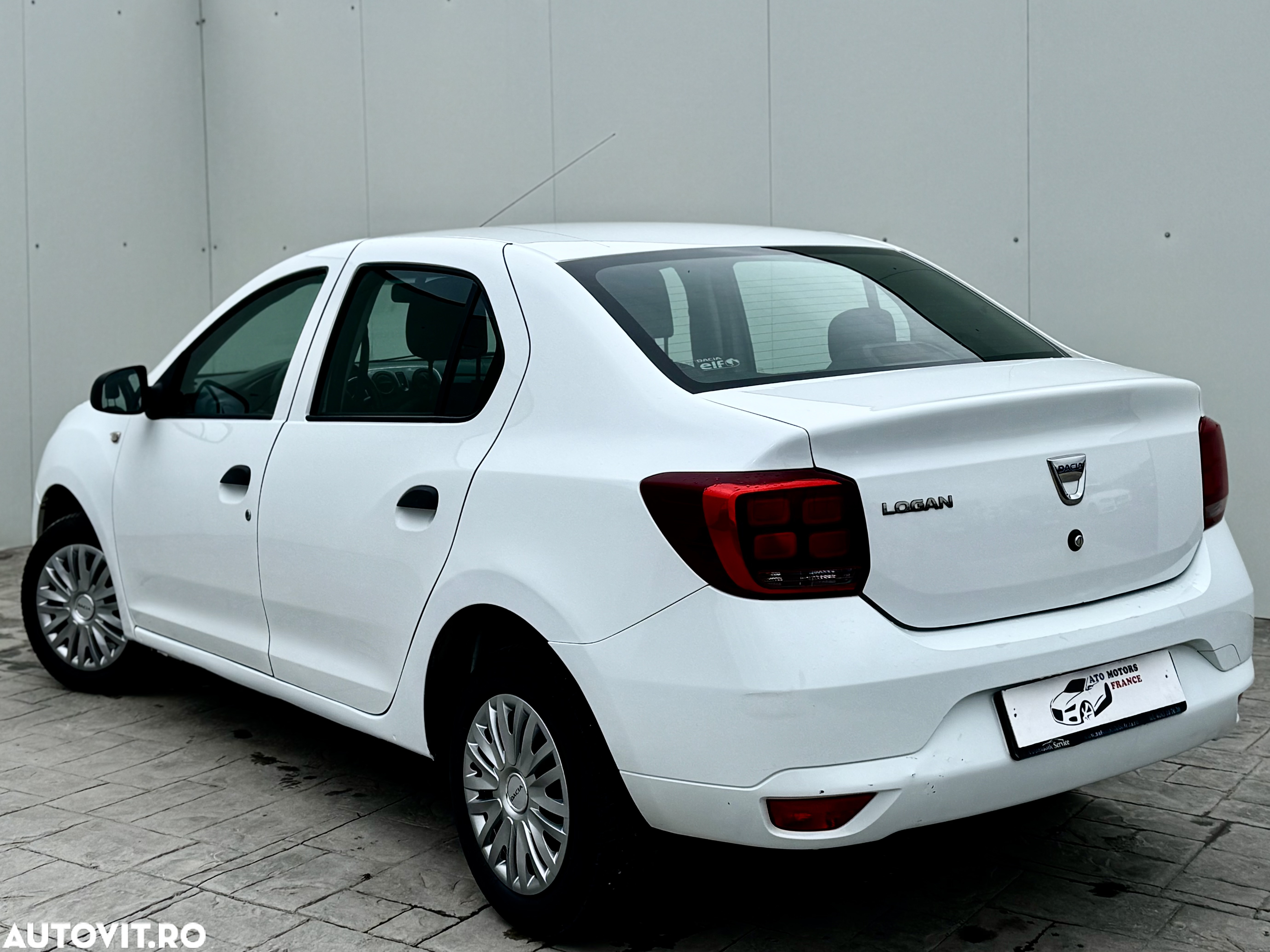 Dacia Logan 1.0 SCe Laureate - 2
