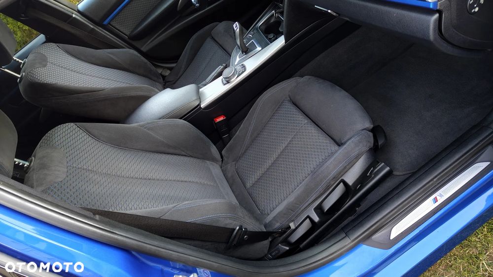 BMW Seria 3 335d xDrive M Sport Shadow - 37