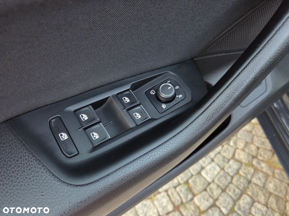 Volkswagen Arteon 2.0 TDI SCR Essence DSG - 20