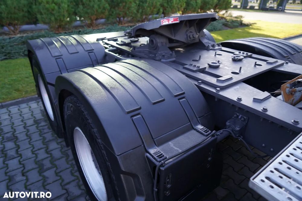 Volvo FH 16 / 660 / 6x4 / GVM: 180.000 KG!! / RETARDER / EURO 6 / I-PARK COOL - 17