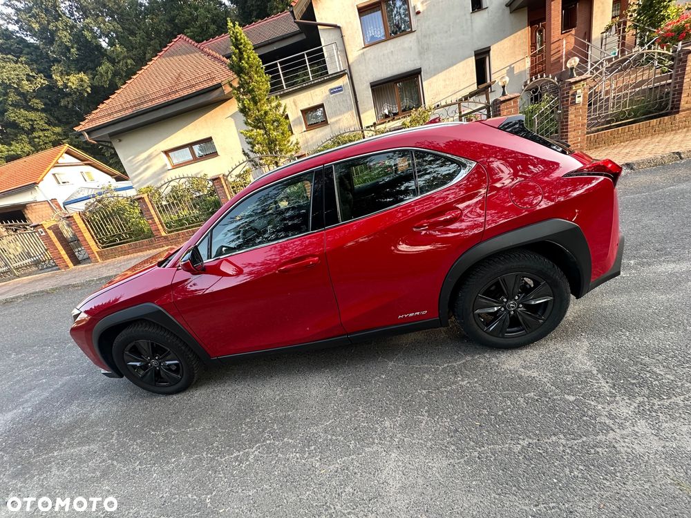 Lexus UX 250h Prestige 2WD - 13