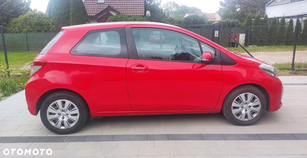 Toyota Yaris 1.0 Luna - 4