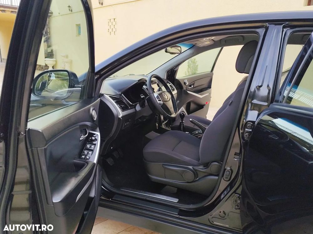 SsangYong Korando - 5