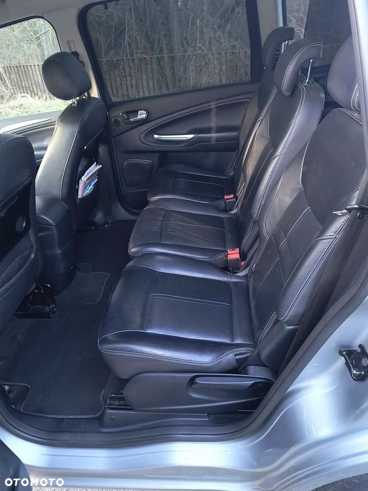 Ford Galaxy 2.0 TDCi Platinium X (Titanium) - 16