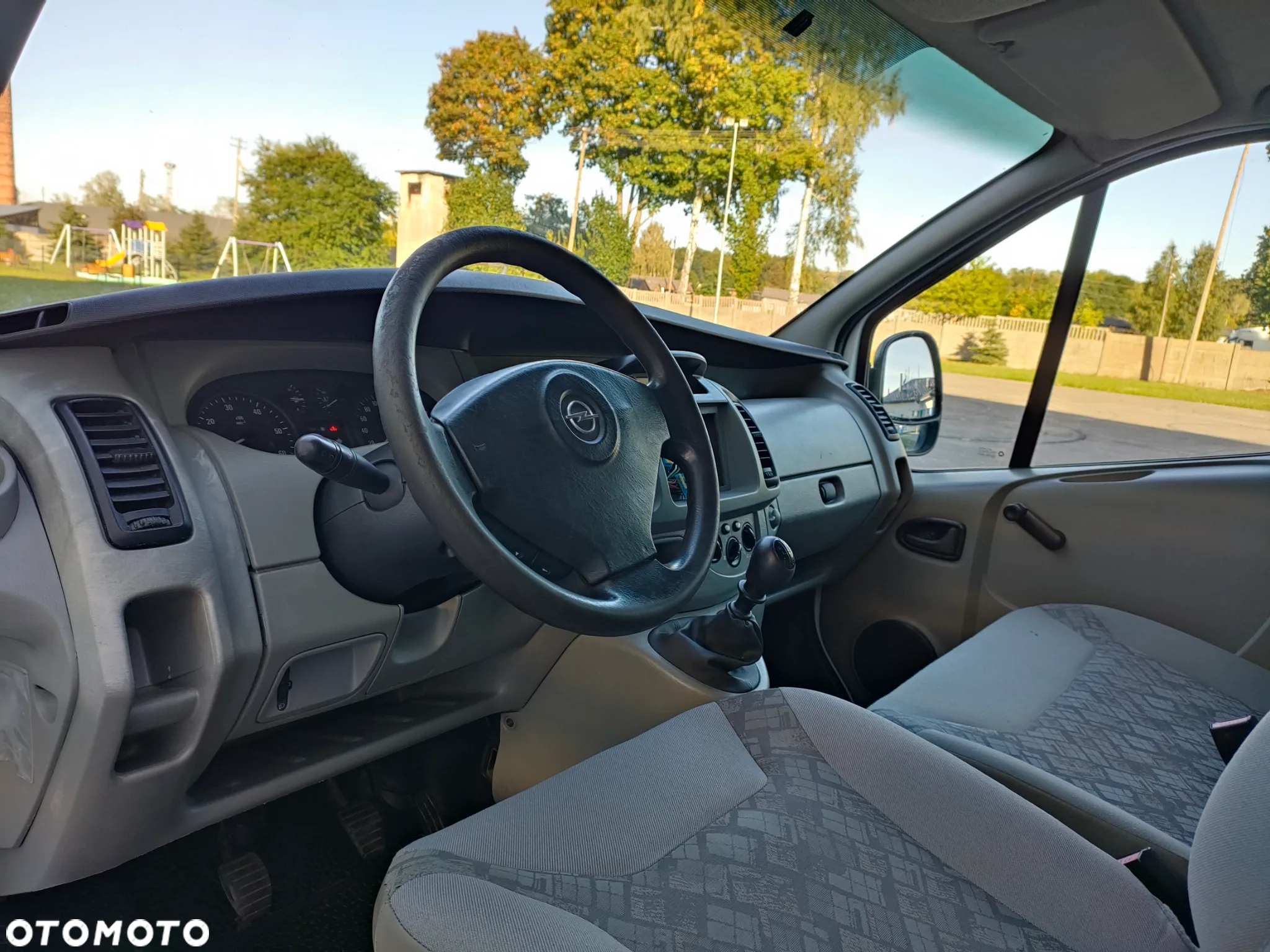 Opel Vivaro - 14