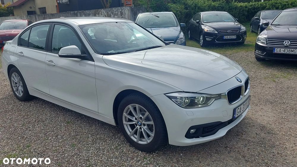 BMW Seria 3 318i Advantage - 2