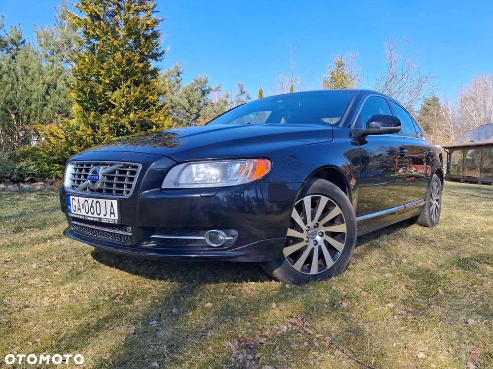 Volvo S80 T5 Momentum - 1