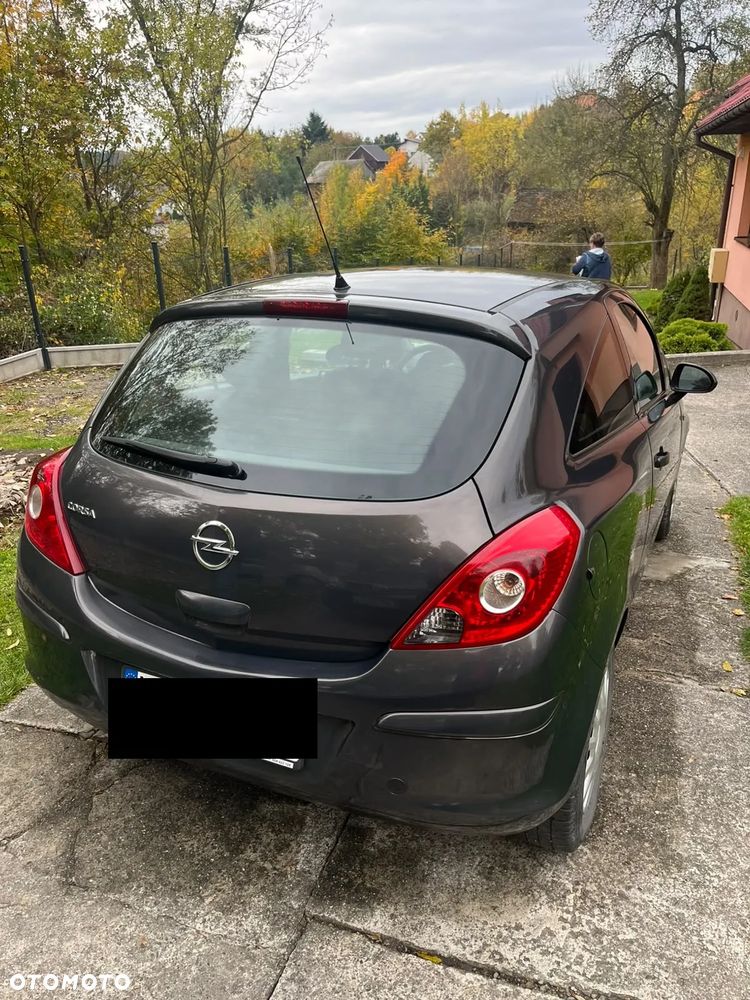 Opel Corsa - 1