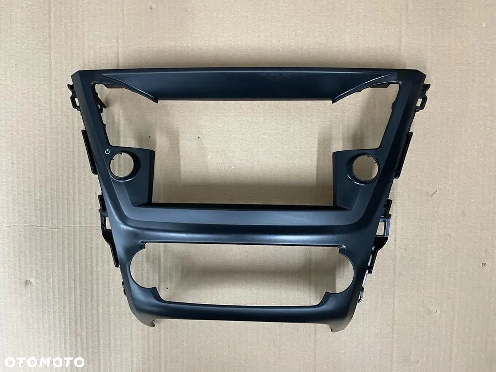TOYOTA AVENSIS III T27 LIFT T29 2015- RAMKA RADIA NAWIGACJI 55405-05290 - 1