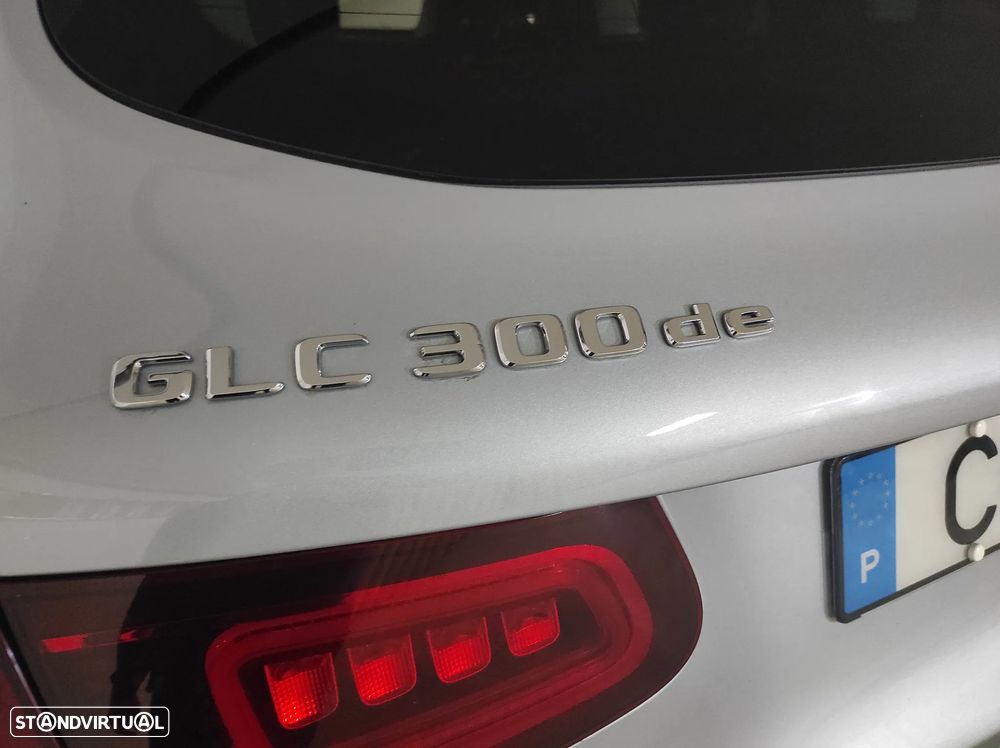 Mercedes-Benz GLC 300 de 4Matic 9G-TRONIC AMG Line - 19