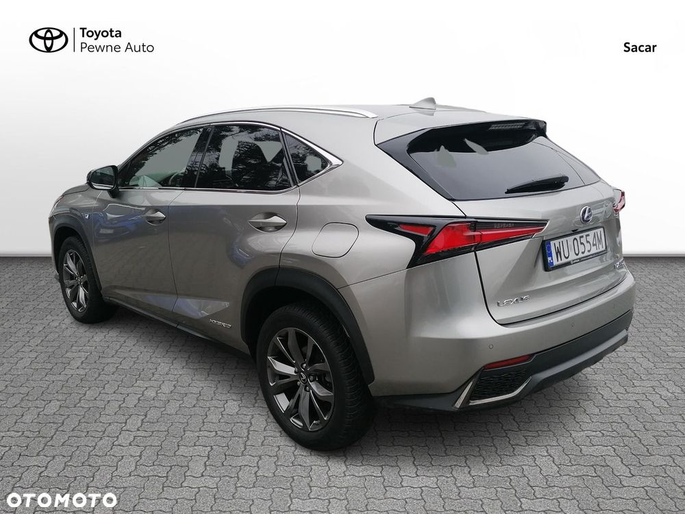 Lexus NX 300h F Sport Edition AWD - 3