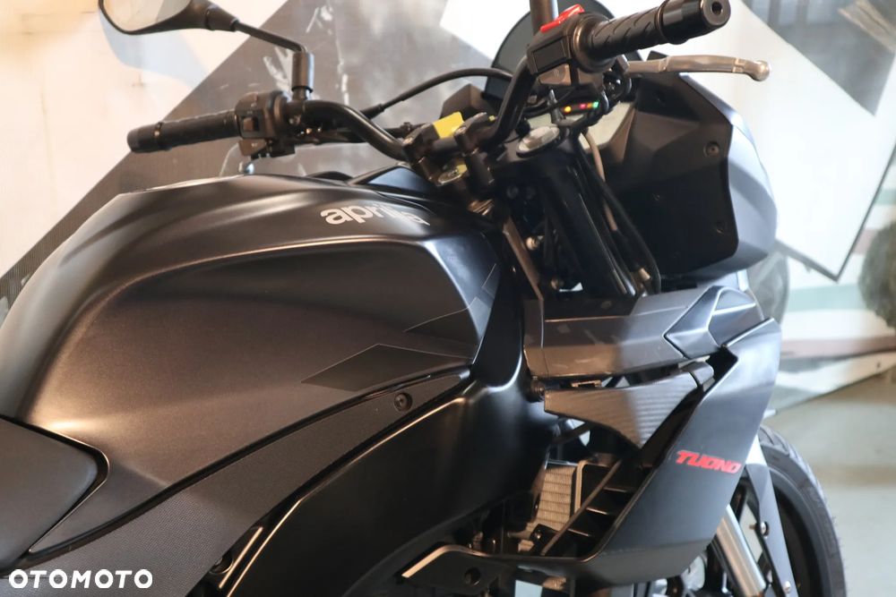Aprilia Tuono - 20