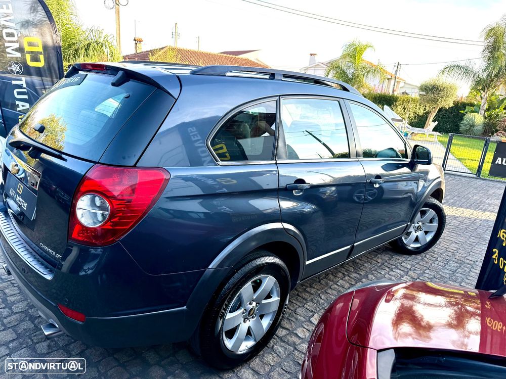 Chevrolet Captiva 2.0 VCDi Seven 7L - 24