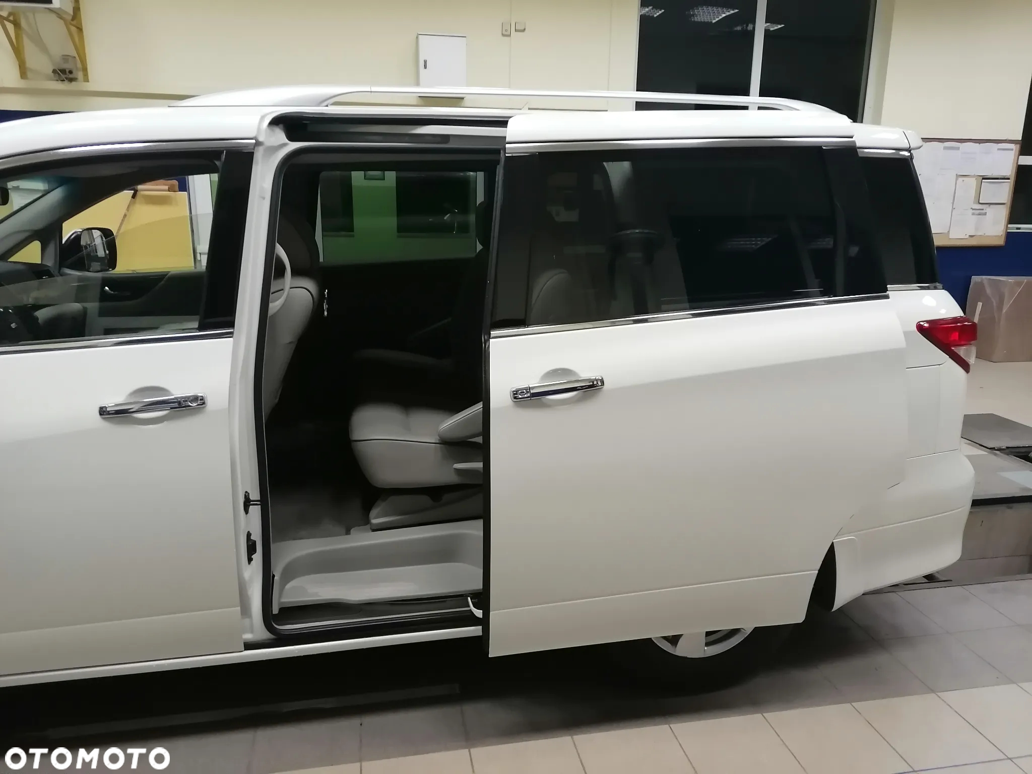 Nissan Quest - 19