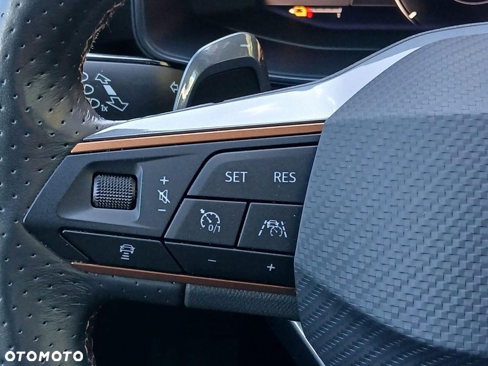 Cupra Formentor 1.4 e-Hybrid DSG - 22