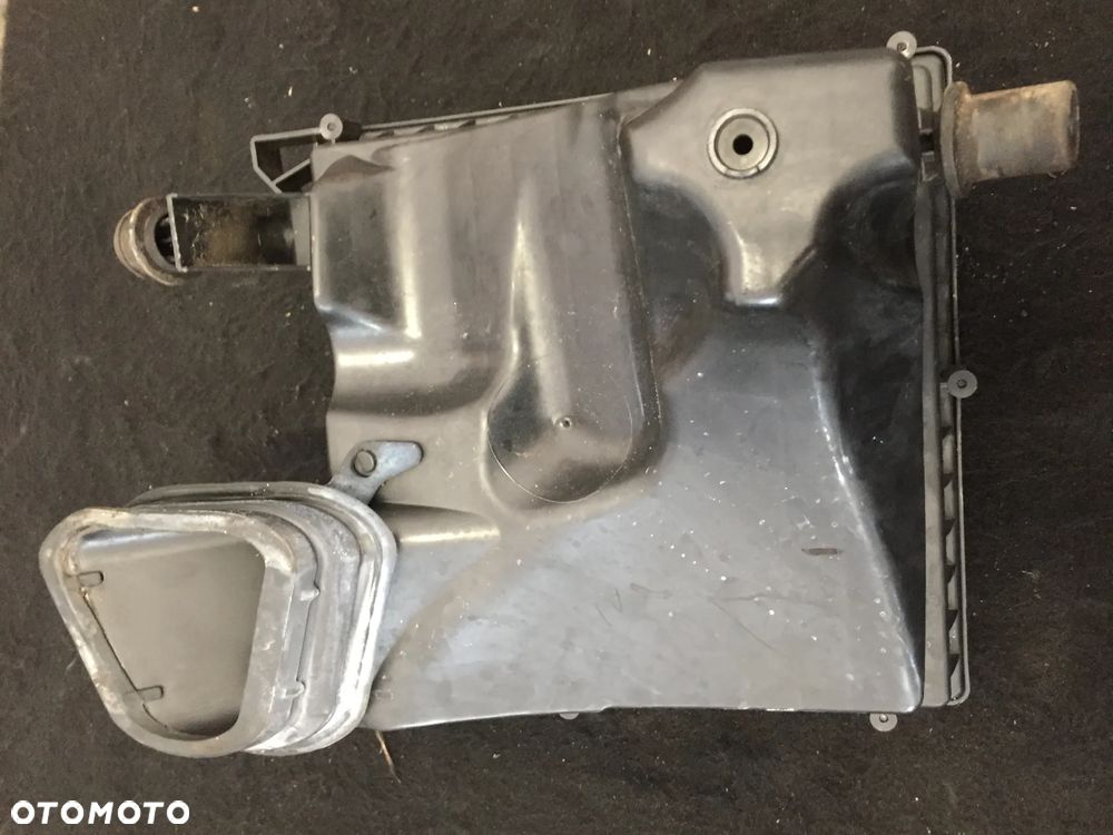 Licznik, panel sterowania, wentylator, przełącznik, zmieniarka CD, Obudowa filtra powietrza - OPEL ASTRA J - 15