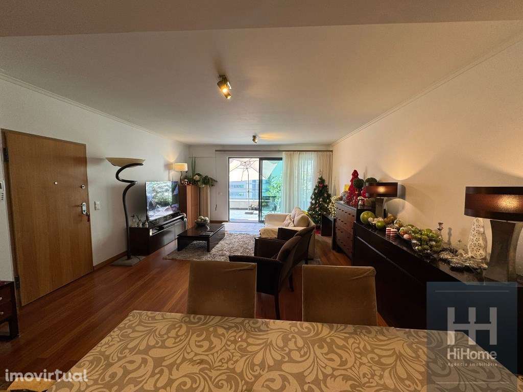 Apartamento T3+1 no Amparo, São Martinho - Grande imagem: 4/29