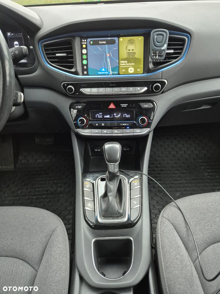 Hyundai IONIQ 1.6 GDI Premium - 17