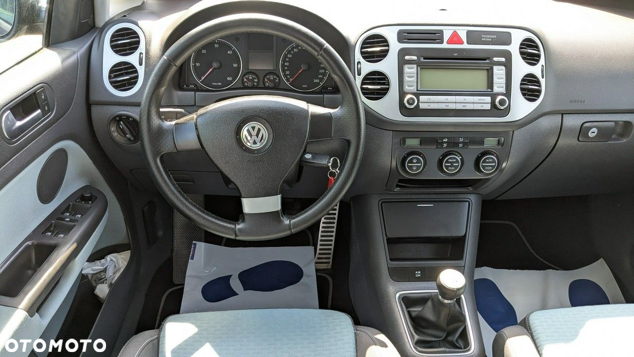 Volkswagen Golf Plus - 25