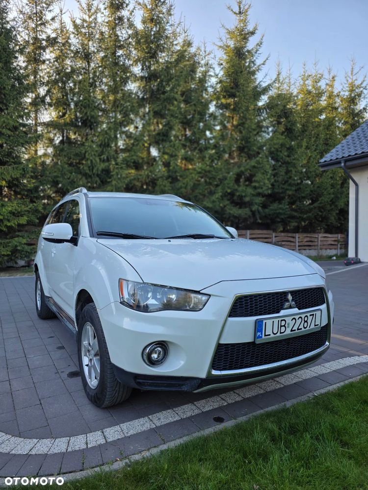Mitsubishi Outlander 2.2 DI-D 4WD TC-SST Instyle - 1