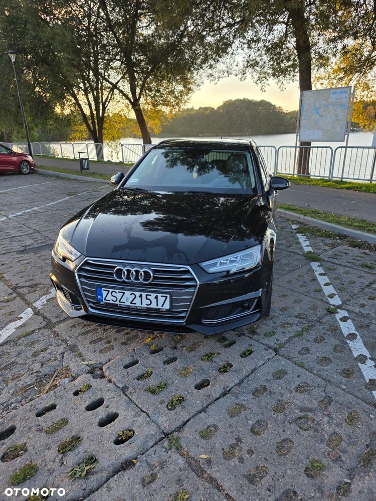 Audi A4 - 1