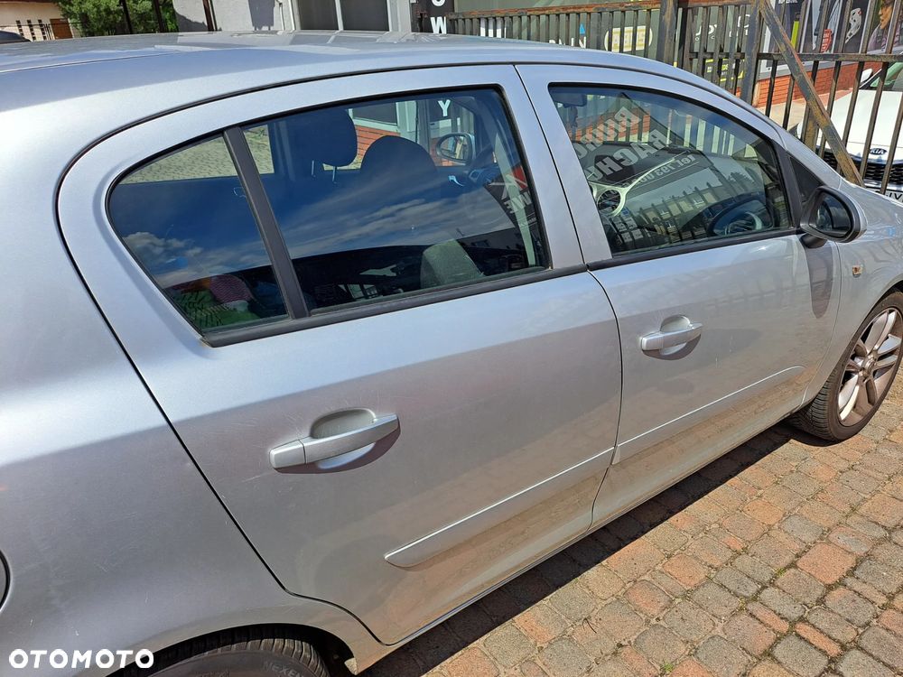 Opel Corsa - 4