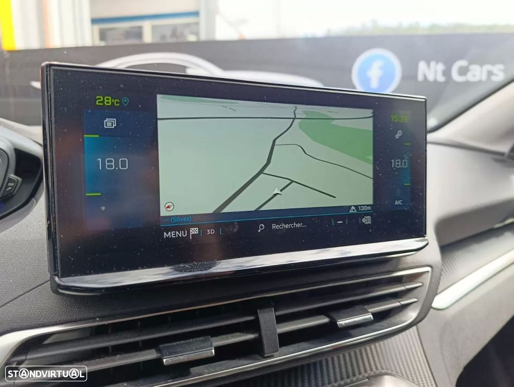 Peugeot 3008 1.6 Hybrid Allure e-EAT8 - 8